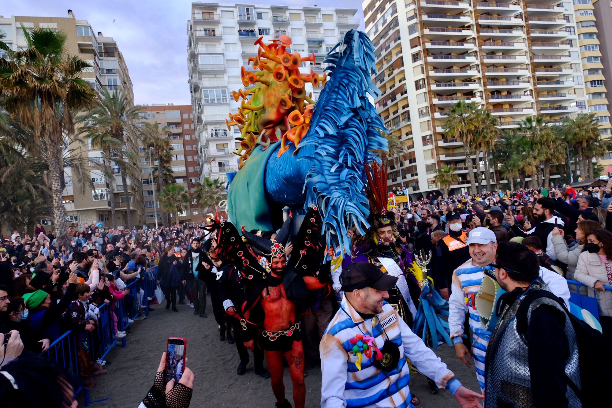 Las imágenes del Entierro del Boquerón del Carnaval de Málaga 2022