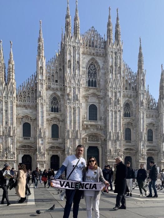 Búscate entre la afición del Valencia CF en Milán