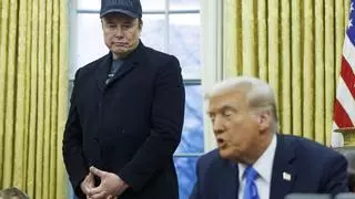 Trump y Musk inician los despidos masivos de funcionarios