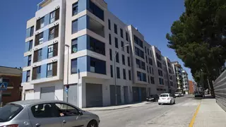 Unos okupas agreden a un concejal de Carcaixent que asistía al tapiado de una vivienda