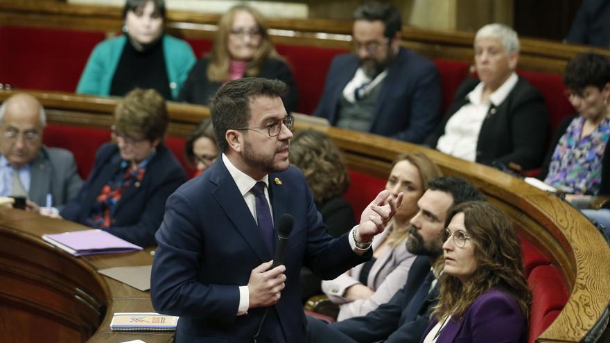 Aragonès este miércoles en el Parlament.