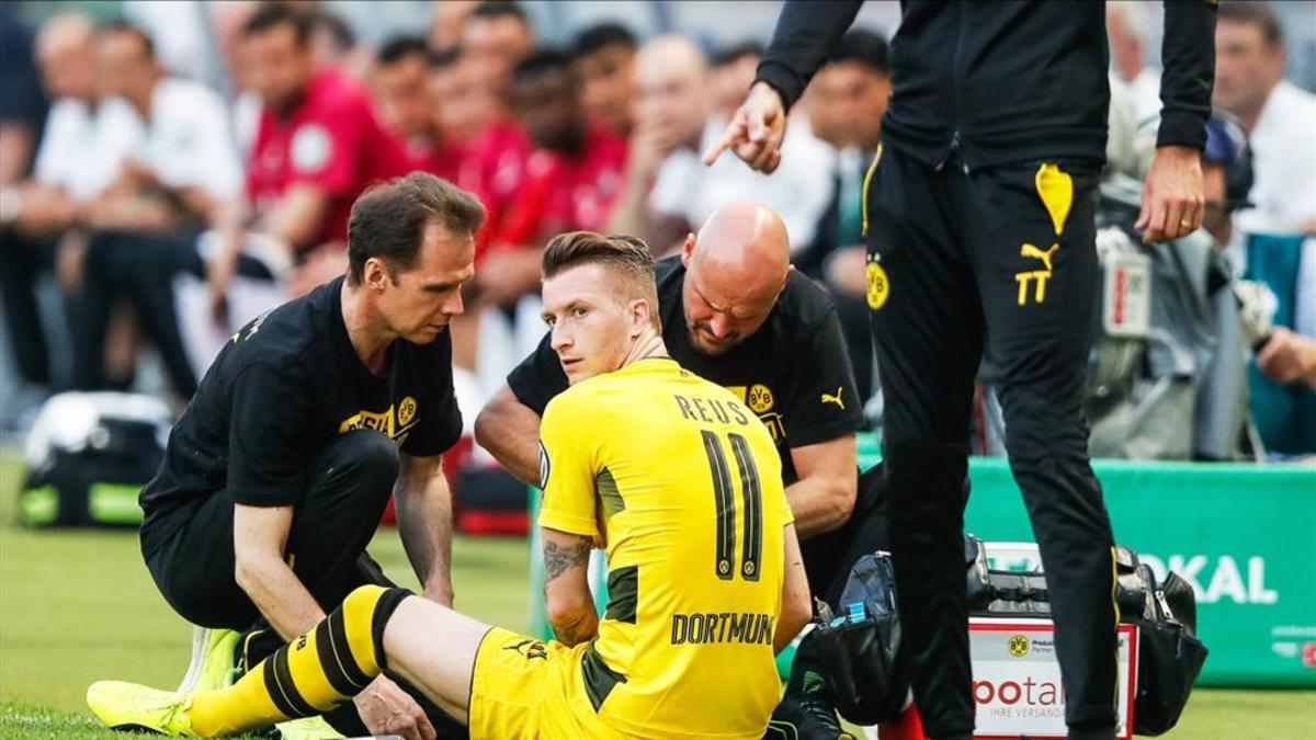 Reus sufriría una ruptura parcial del ligamento cruzado de la rodilla derecha