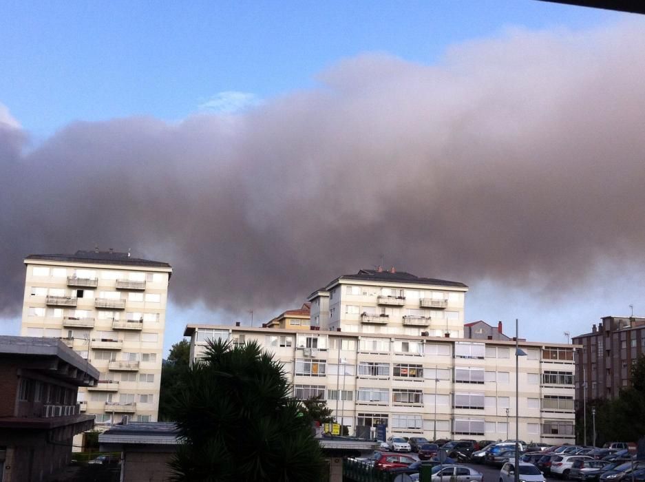 Una nube de humo envuelve Vigo, Pontevedra y O Morrazo