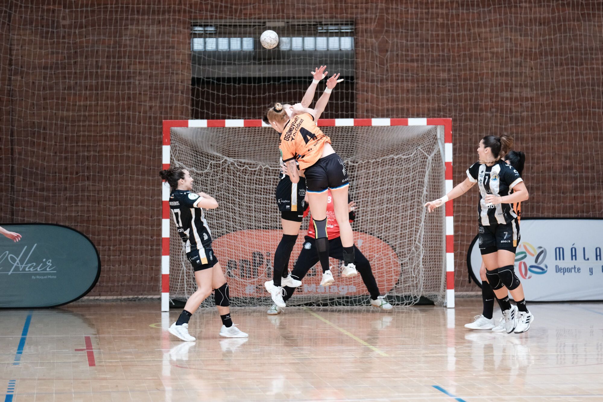 Balonmano Costa del Sol vs Bera Bera en la semifinal de la Liga Guerreras Iberdrola
