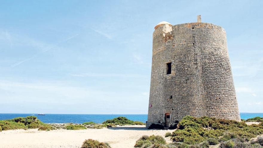La primera torre de ses Portes se fundó como salvaguarda de los pescadores que faenaban en es Freus