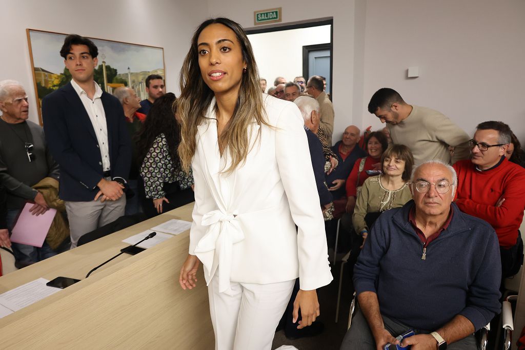 Las imágenes de la moción de censura en Alhama de Murcia