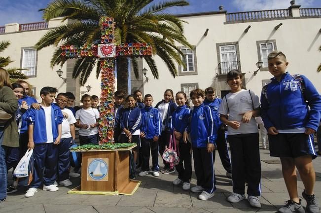 CONCURSO DE CRUCES DE MAYO