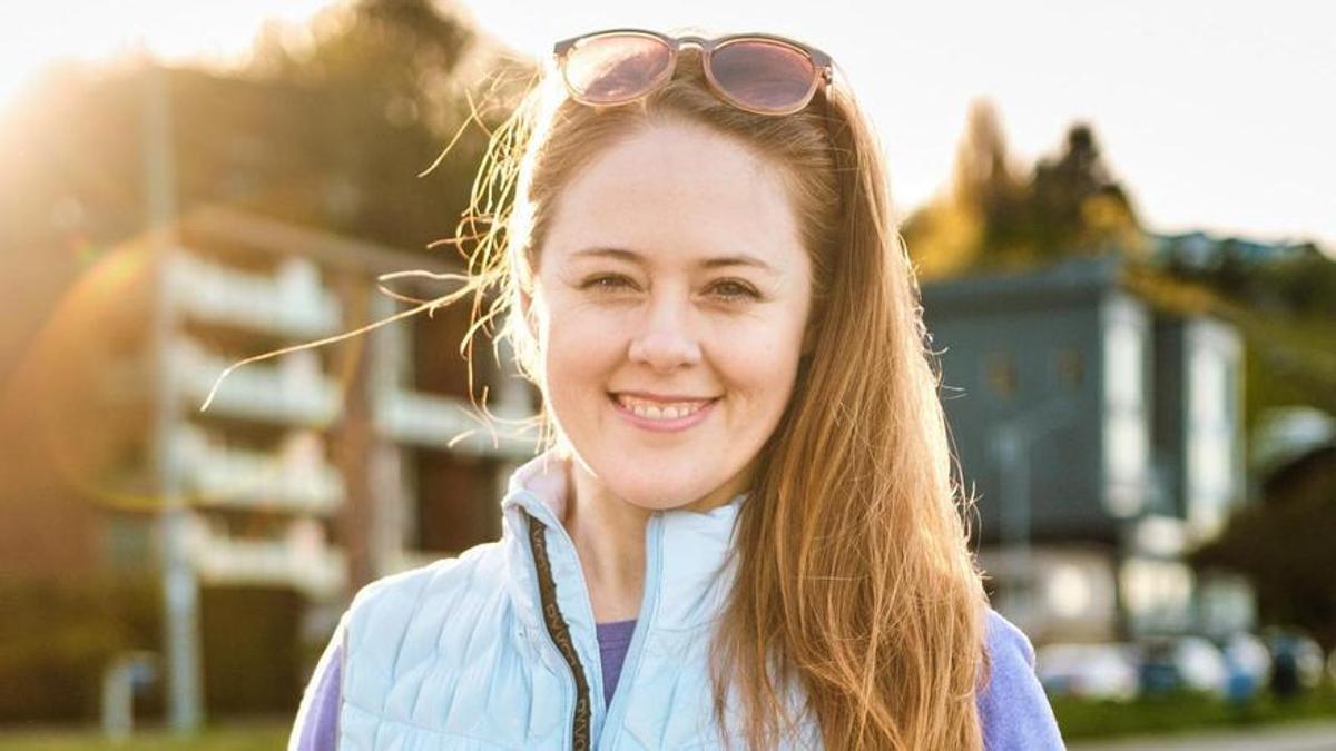 Jessica McCabe. Escritora, divulgadora sobre el TDAH (trastorno por déficit de atención e hiperactividad) y responsable del canal de YouTube ‘How to ADHD’.