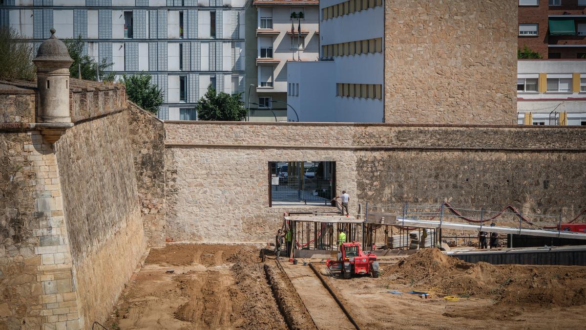 Las obras en el corredor de la calle Stadium, ayer.