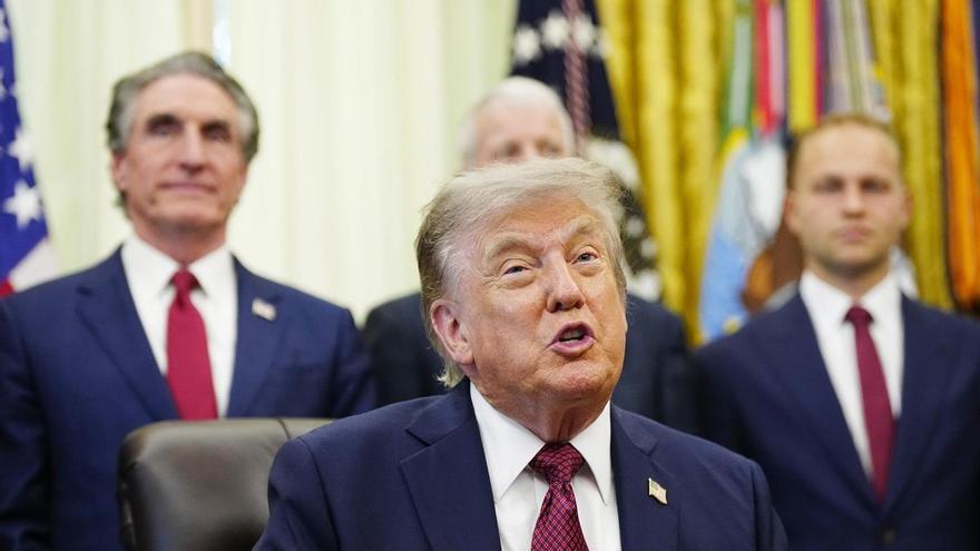 Trump estudia cómo intensificar la guerra con Irán, que extiende las amenazas a sus aliados