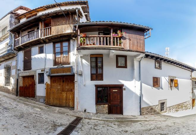 Alojarse en una antigua casa chacinera es una experiencia muy interesante.