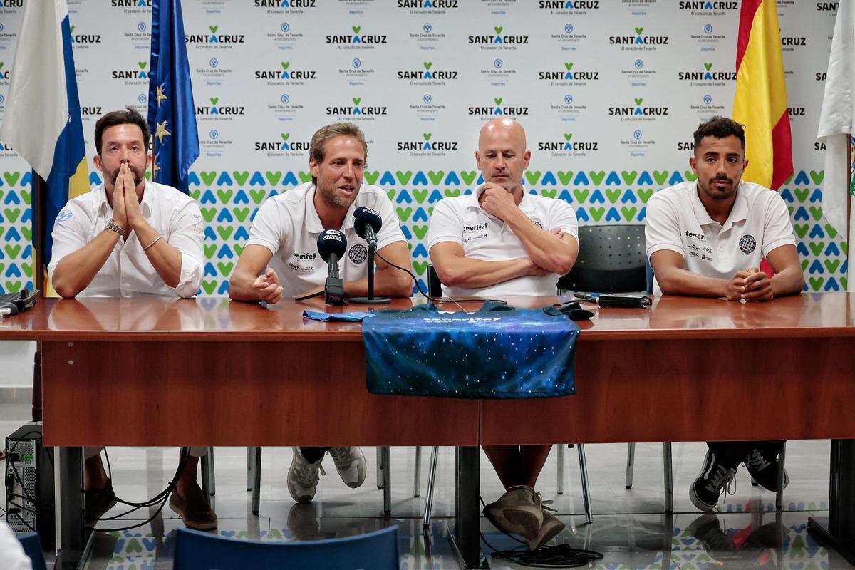 Despedida a Albert Español, entrenador del Echeyde waterpolo