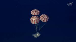 Christina Koch compartió momento crucial del reingreso a la Tierra de astronautas del Artemis II