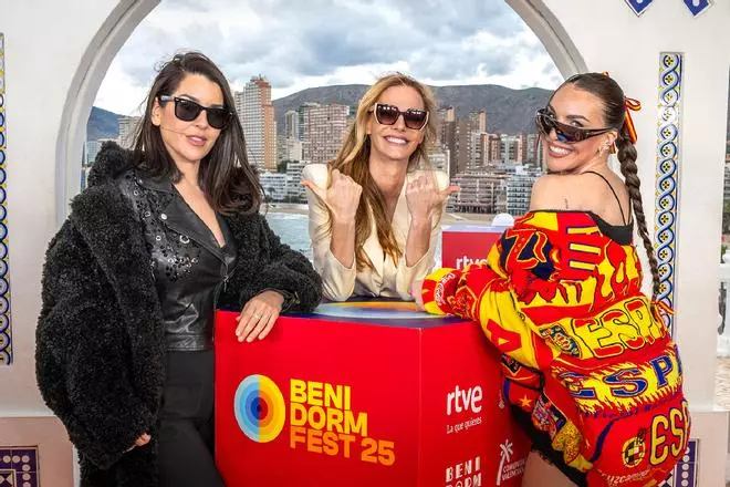 Ruth Lorenzo se retracta, Inés Hernand 'sale de la cárcel' y Paula Vázquez predice lo que pasará en Eurovisión: las presentadoras del Benidorm Fest ya están preparadas