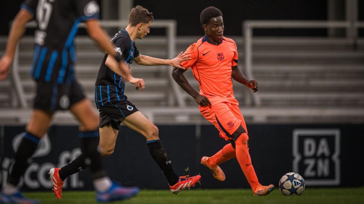 Ebrima jugó de 10en el campo del Brujas