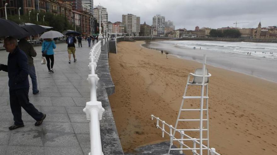 Las lluvias vuelven mañana al Principado después de un fin de semana de sol y calor