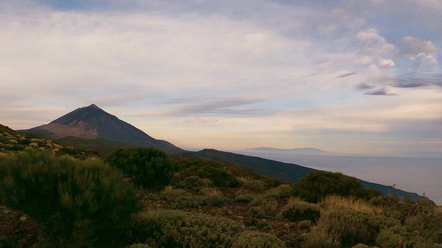 Avisos amarillo y naranja por fuertes vientos en Canarias