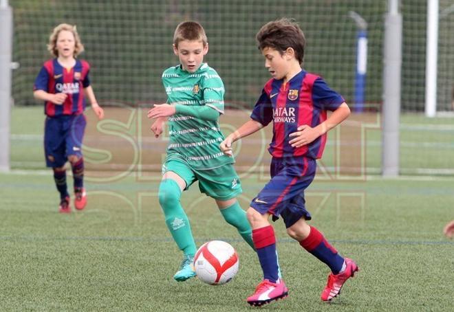 El benjamín del FC Barcelona campeón de liga