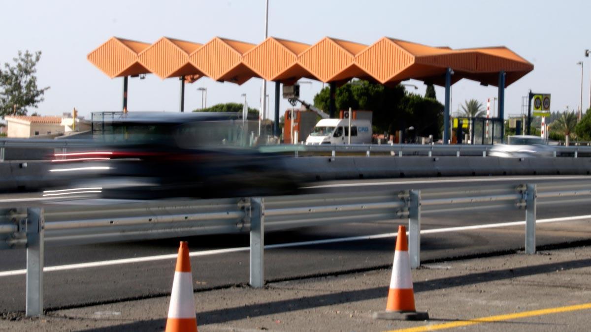 Catalunya instalará placas fotovoltaicas en los antiguos peajes de las autopistas.