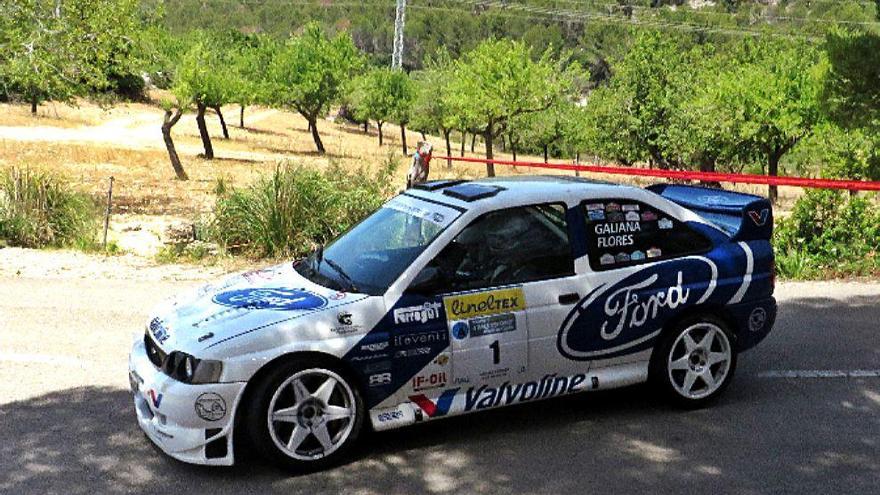 Coche participante en un rally disputado en Mallorca en el 2017.