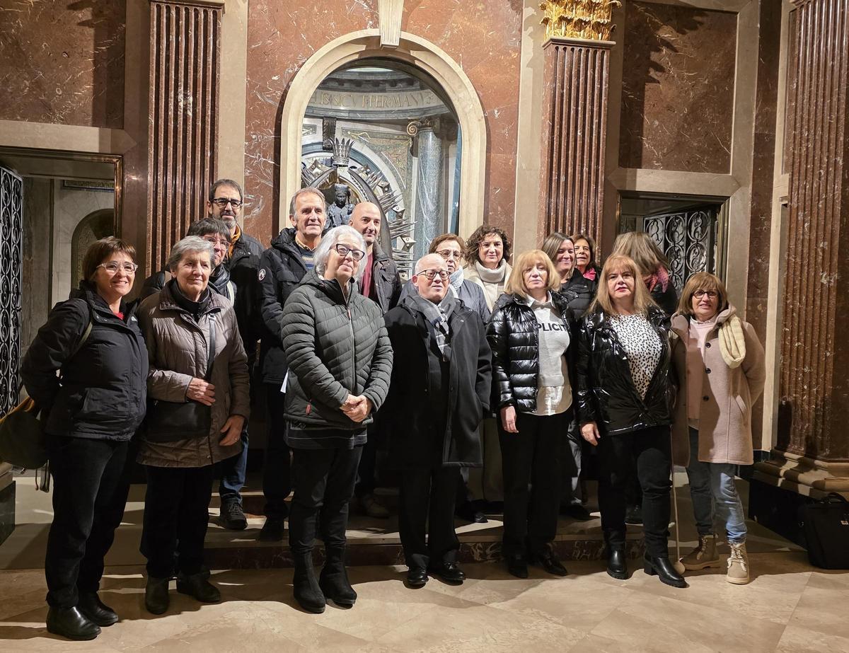 Els membres de l'associació Fènix