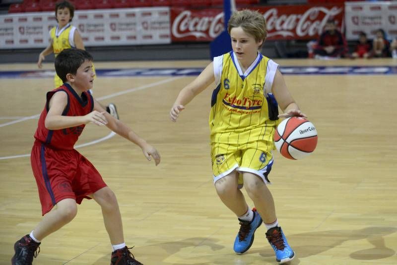 DÍA DEL MINIBASKET. Partidos de las 9:45 horas