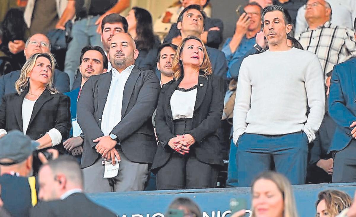 Barrachina, González, Carrasco y Voulgaris, en el palco del SkyFi Castalia.