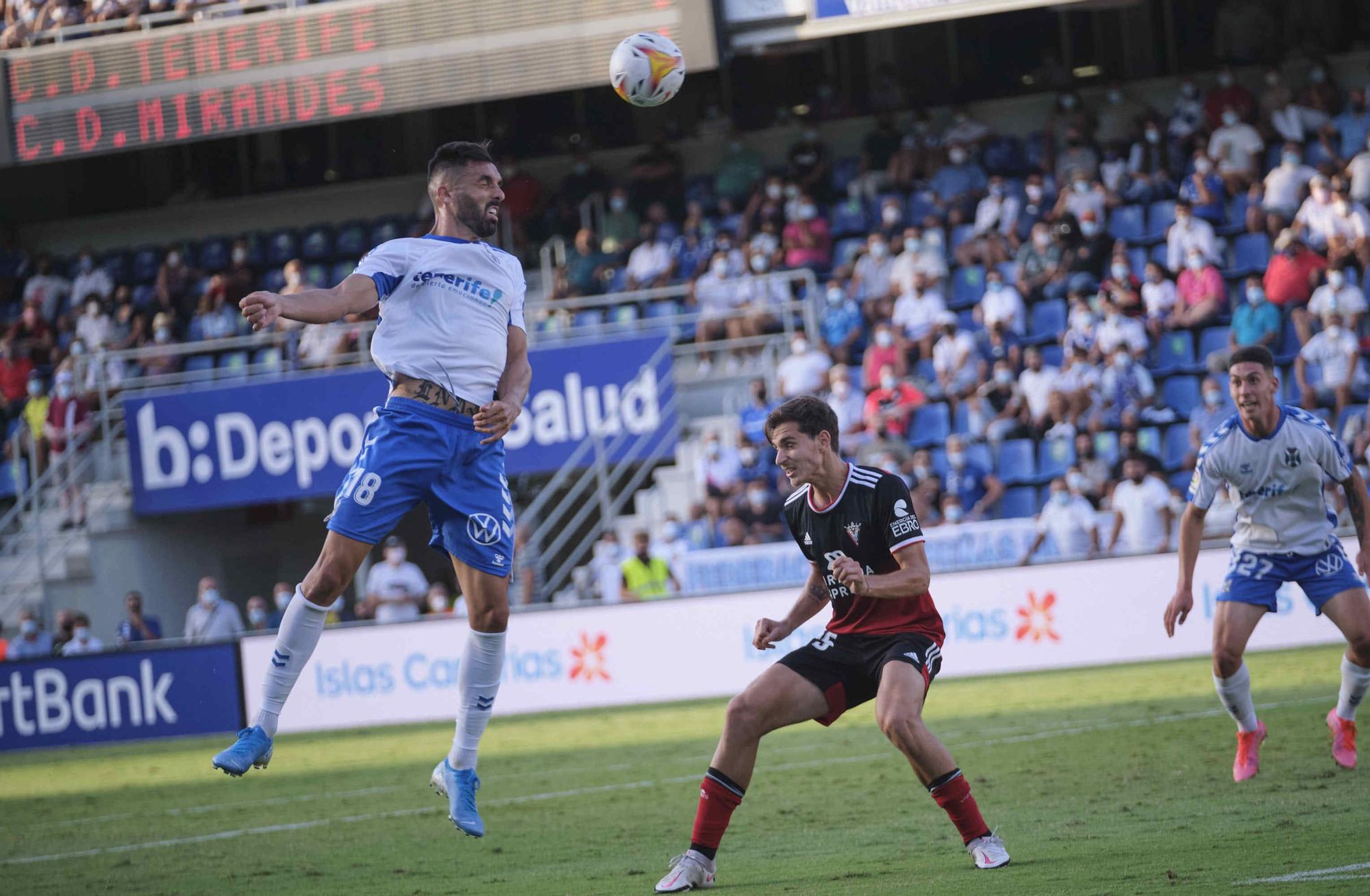 Encuentro entre el CD Tenerife y el Mirandés