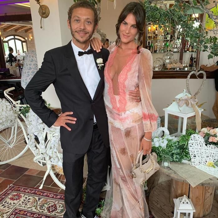 Valentino Rossi, de DJ en la boda de Uccio