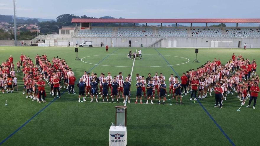 El Alondras regresa a casa tras su exilio