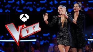 Miriam Rodríguez y Eva González en la ’Batalla final’ de ’La voz’ en Antena 3.