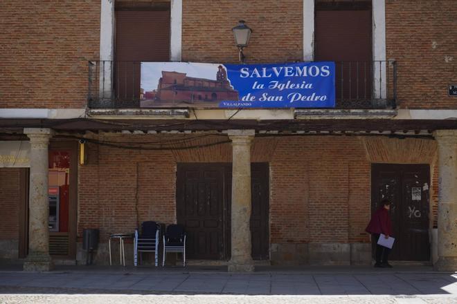 GALERÍA: El deplorable estado de la iglesia de San Pedro de Villalpando