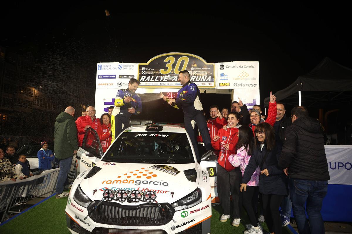 Tramo de Betanzos - Coiròs del 30 Rally de A Coruña .