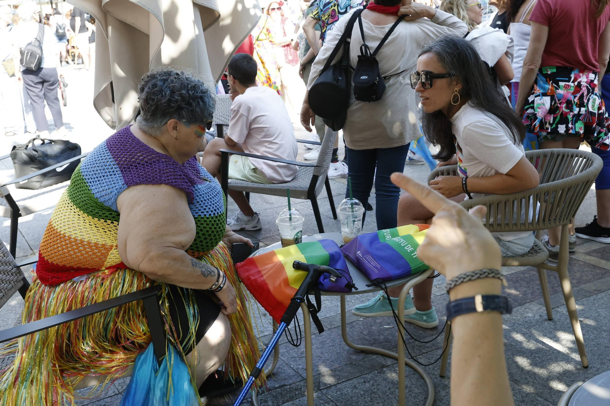 Así fue el desfile del Orgullo en Gijón (en imágenes)