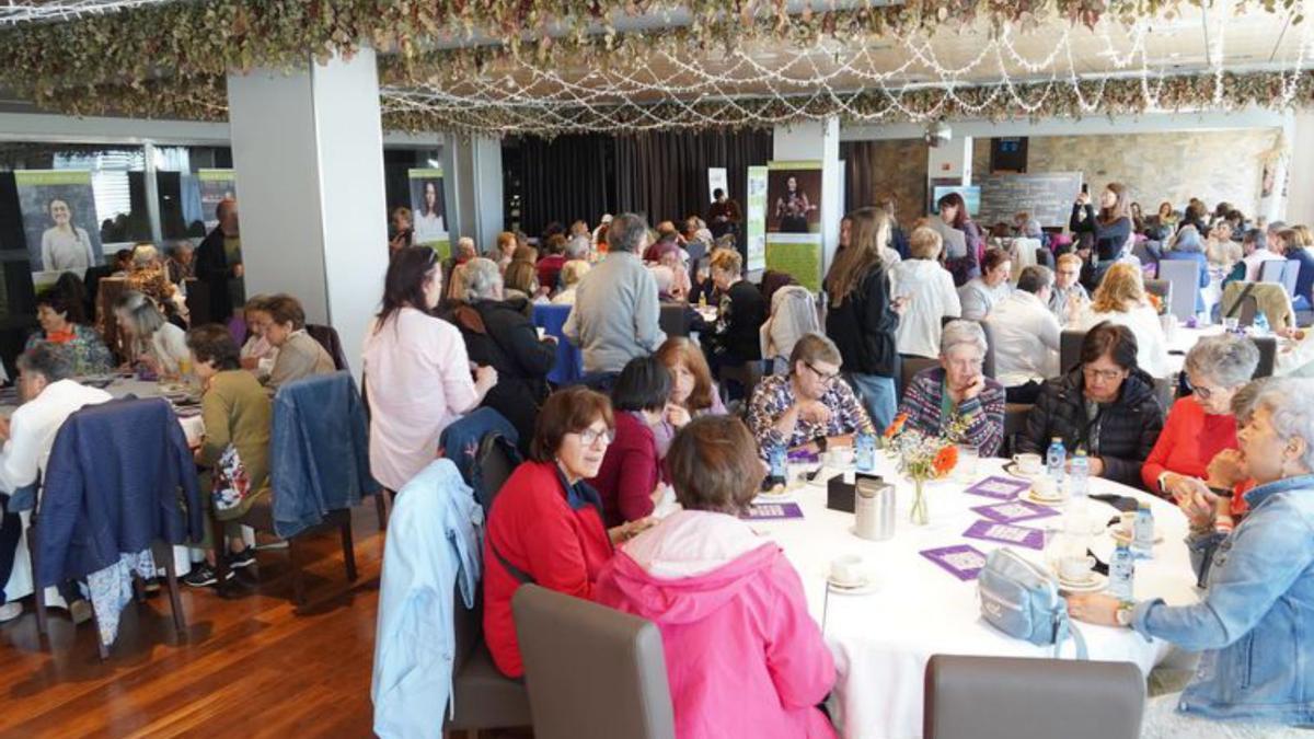 Un momento durante el encuentro en Monte la Reina.  | JOSÉ LUIS FERNÁNDEZ