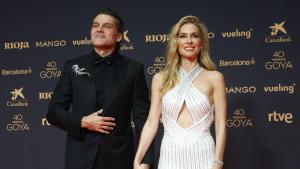 BARCELONA, 28/02/2026.- Los actores Salva Reina y Kira Miró posan a su llegada a la ceremonia de entrega de la 40º edición de los Premios Goya, este sábado en el Auditorio Forum CCIB de Barcelona. EFE/ Quique Garcia. -SÓLO USO EDITORIAL/SOLO USO PERMITIDO PARA ILUSTRAR LA NOTICIA QUE APARECE EN EL PIE DE FOTO (CRÉDITO OBLIGATORIO)-