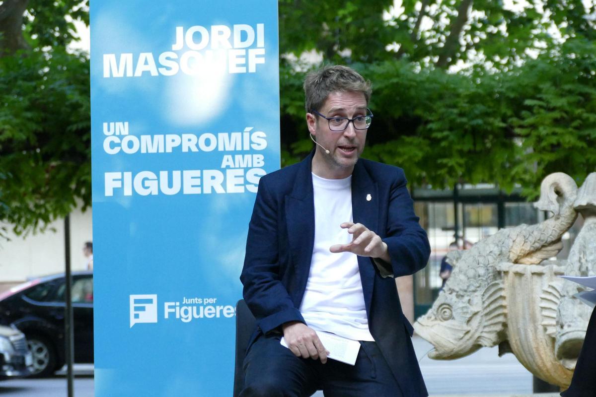 EN IMATGES | Jordi Masquef oficialitza la seva candidatura per a les eleccions municipals de 2027 a la plaça de l'Estació EN IMATGES | Jordi Masquef oficialitza la seva candidatura per a les eleccions municipals de 2027 a la plaça de l'Estació