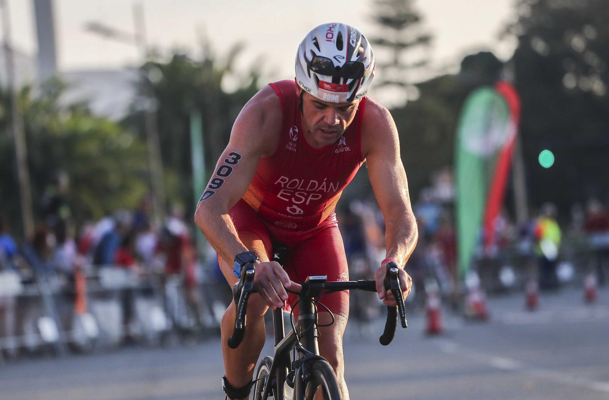 Búscate en las imágenes del campeonato de Europa de Triatlón . Distancia Olímpica