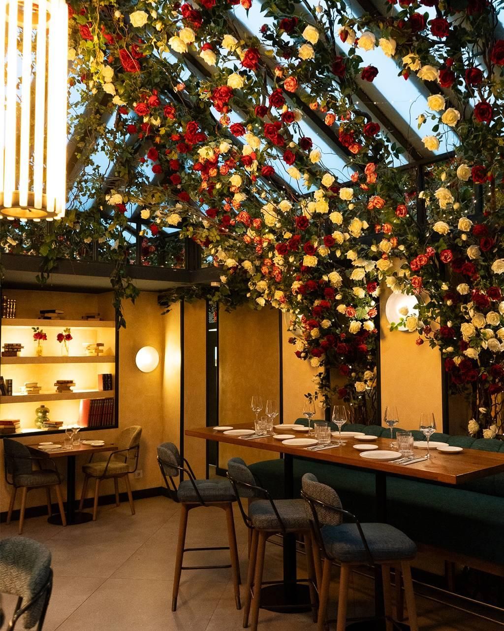 El Invernadero de Caluana, el restaurante ubicado en la antigua Parroquia de la Santa Cruz