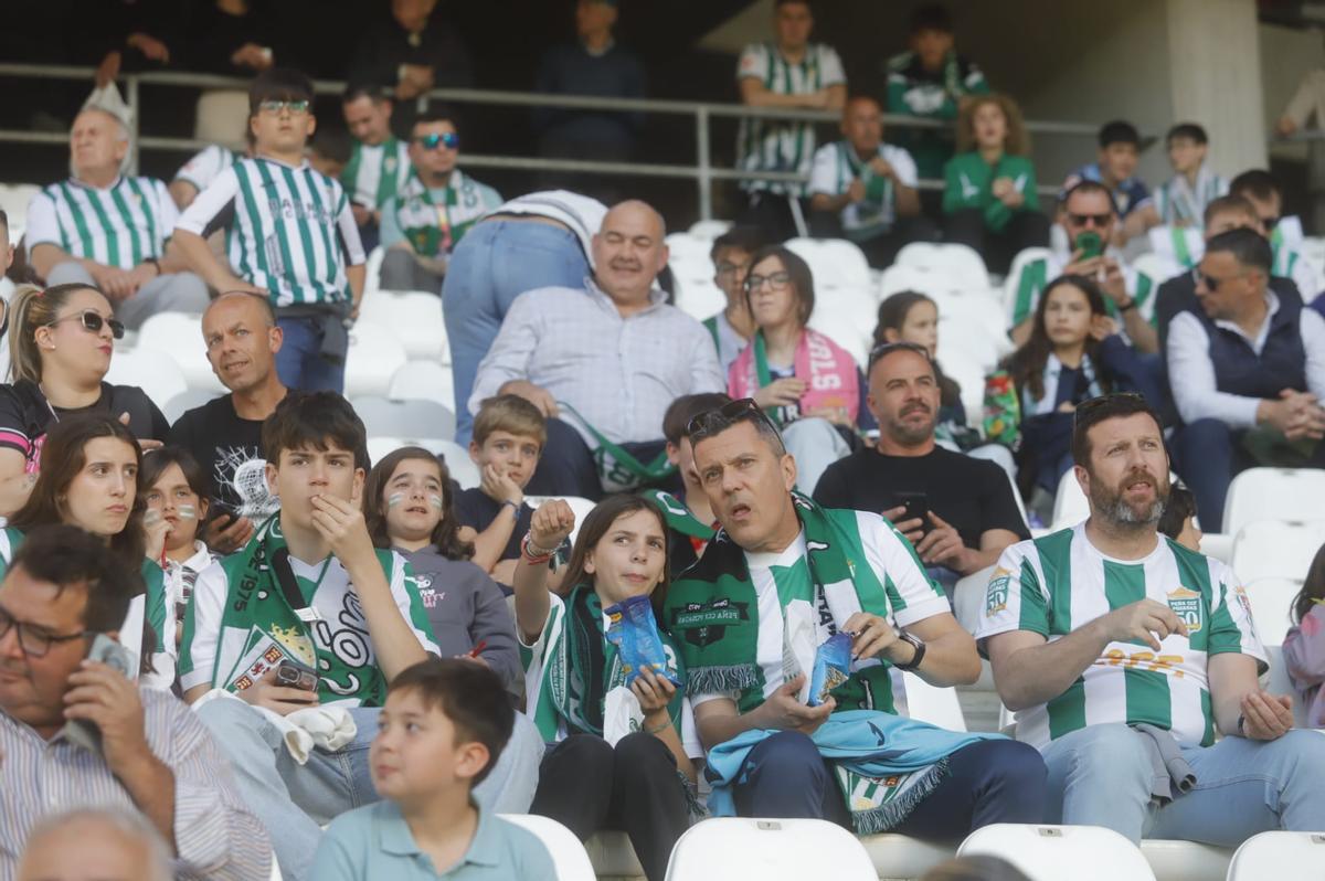 Córdoba CF-Mirandés | Las imágenes de la afición en El Arcángel