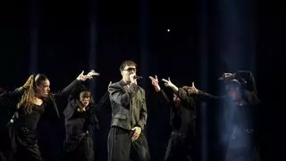 El "Buenas Noches Tour" comienza con fuerza: Quevedo arranca su gira con un homenaje a Pau Donés