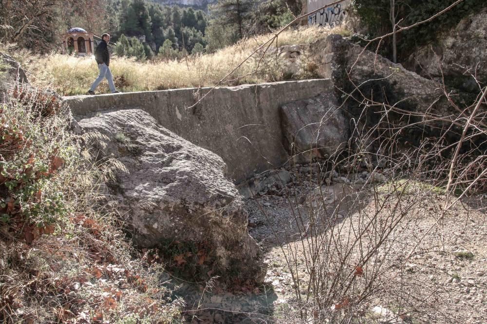 El río Molinar de Alcoy se queda seco