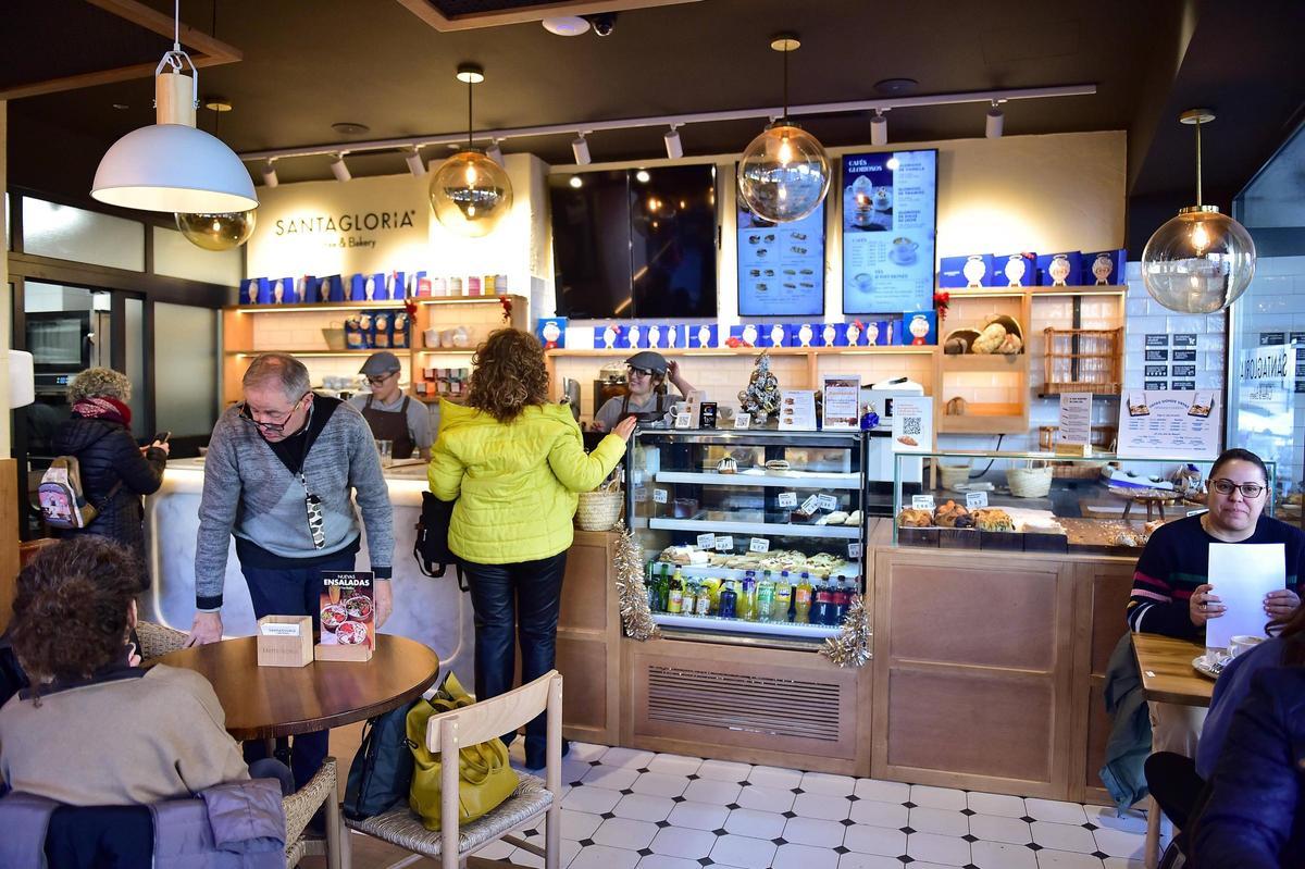 Las imágenes de la pastelería Santagloria de Plasencia Las imágenes de la pastelería Santagloria de Plasencia