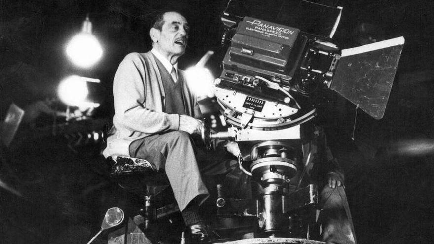 El director calandino Luis Buñuel no triunfó en Hollywood, a menos en su primera etapa.