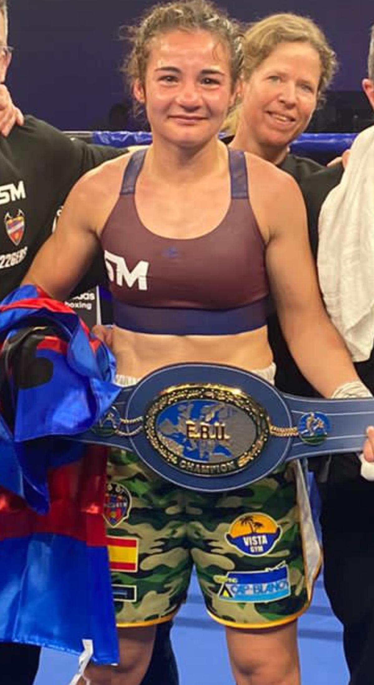 La valenciana Sheila Martínez, campeona de Europa del peso pluma