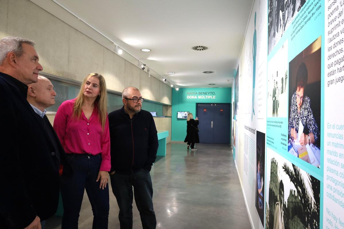 Inauguración de la exposición de Maria Beneyto