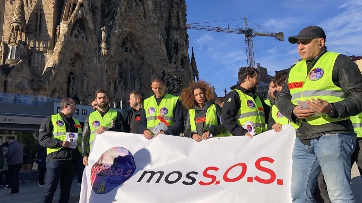 Reivindicación de los Mossos en la Sagrada Família