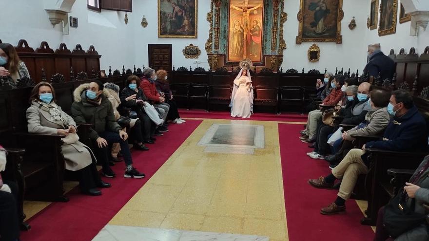 Amigos de Badajoz retoma las visitas guiadas al convento de Santa Ana