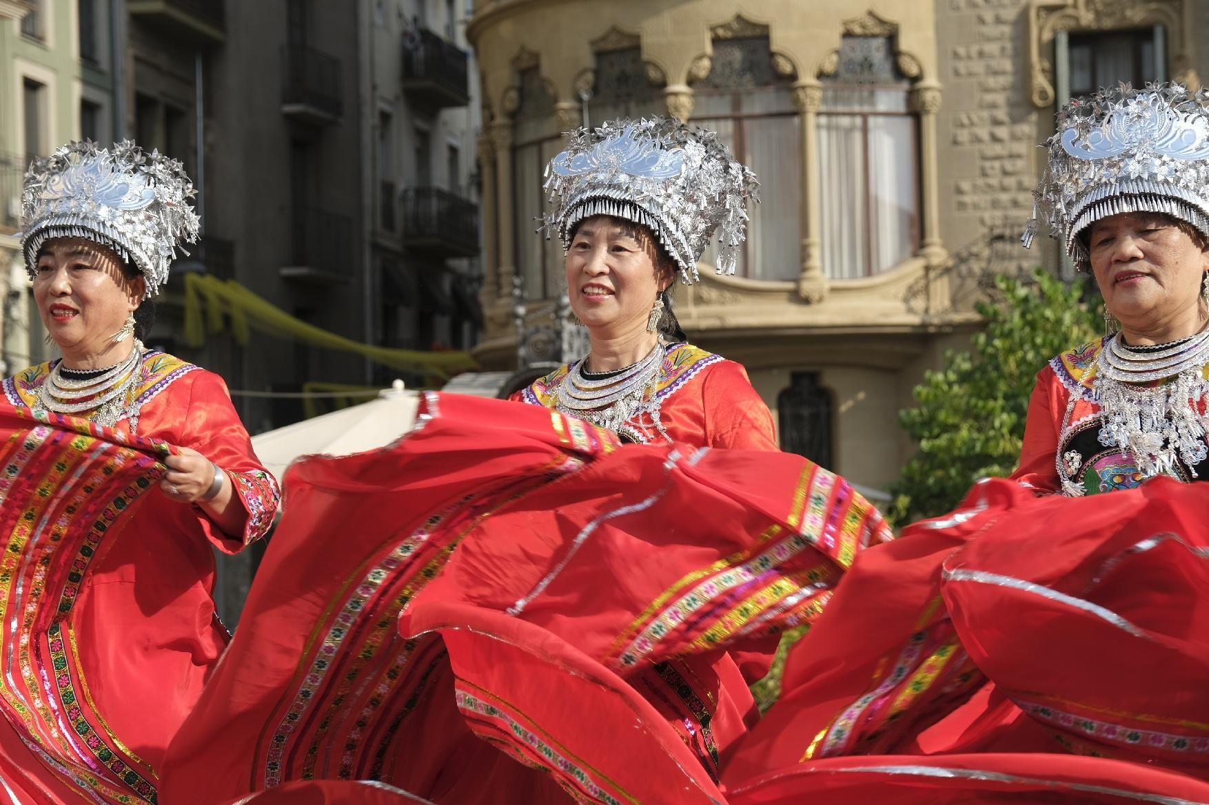 Manresa presumeix d'interculturalitat a Sant Domènec