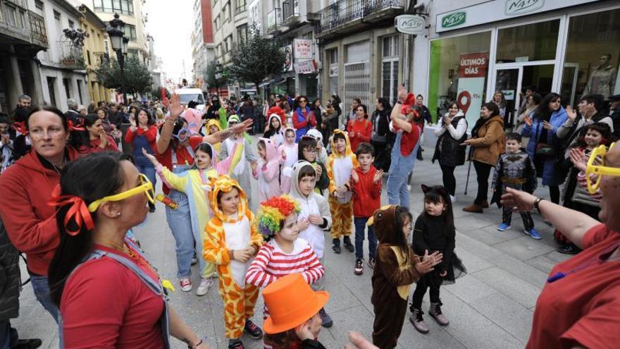 “Os Cantaxogos do Candil”, premio al grupo estradense.  | //  BERNABÉ/JAVIER LALÍN